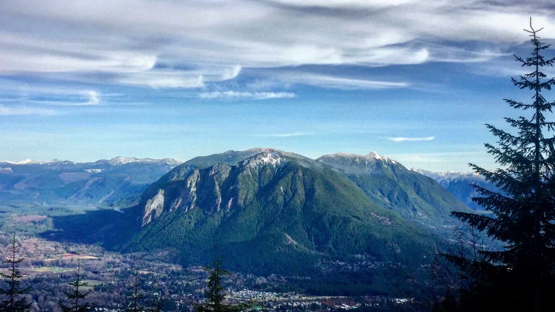 Using Mount Si As A Workout - Women That Hike